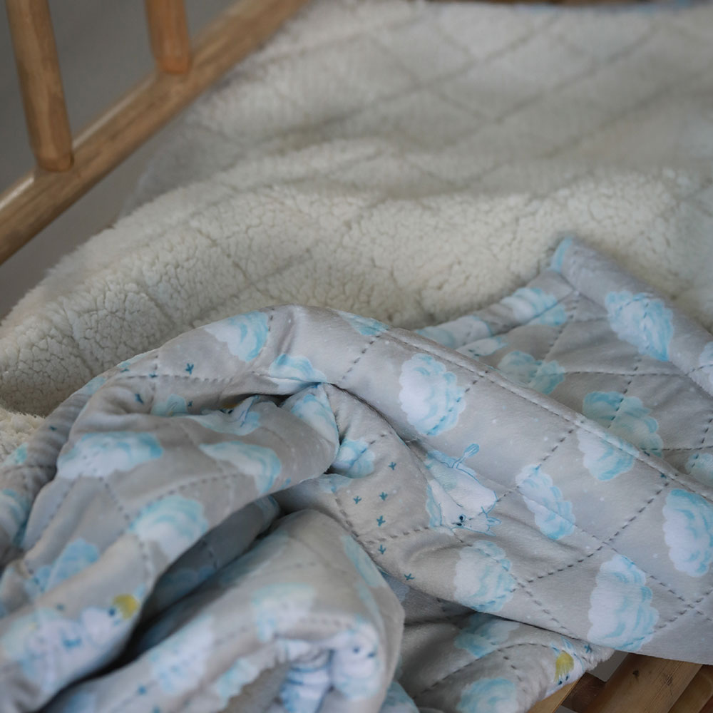 Rätt Start quiltet teppe – Mummitrollet Festligheter
