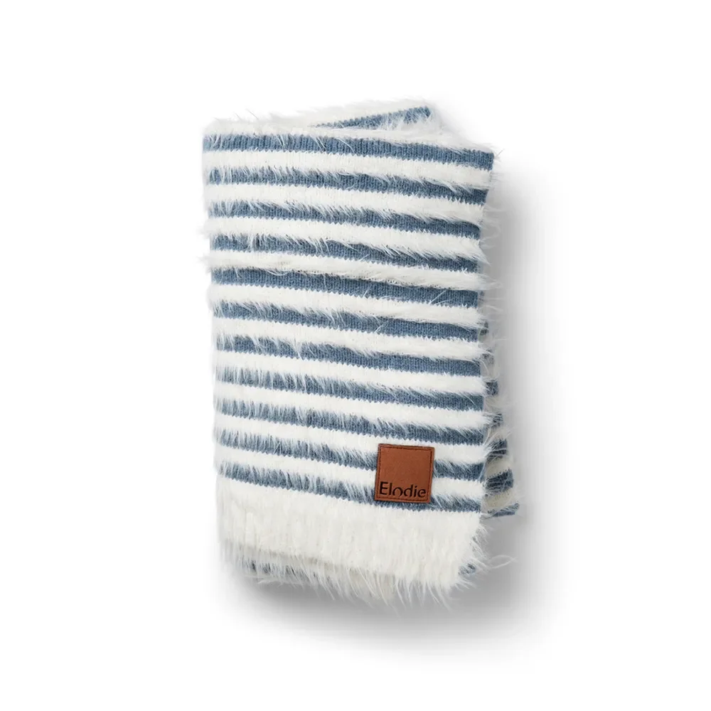 Elodie Details Furry Knit Teppe Berry Blue