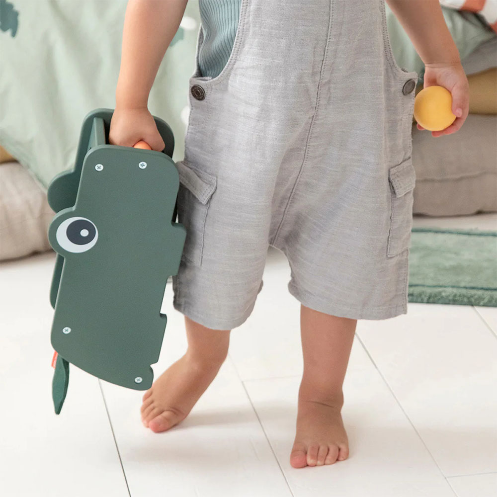Utført av Deer bolt board Croco Green