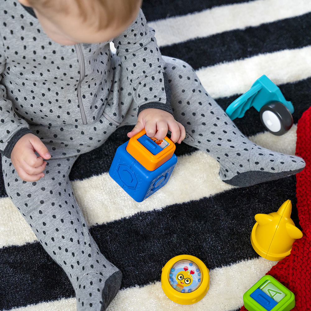 Baby Einstein magnetiske aktivitetsblokker
