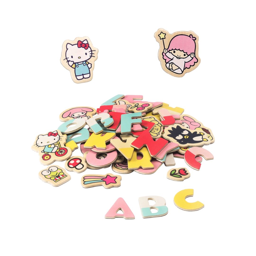 Hello Kitty-magneter med bokstaver