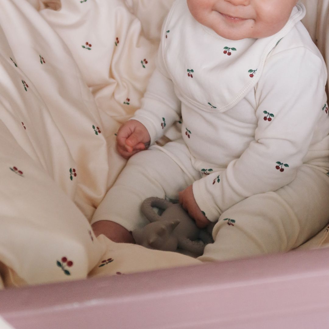 Konges Sløjd Baby Bedding Gots Cherry-One Size