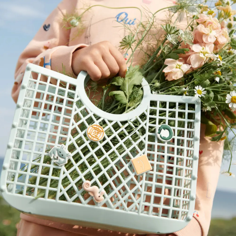 Liewood Samantha-kurv med anheng lys peppermynte