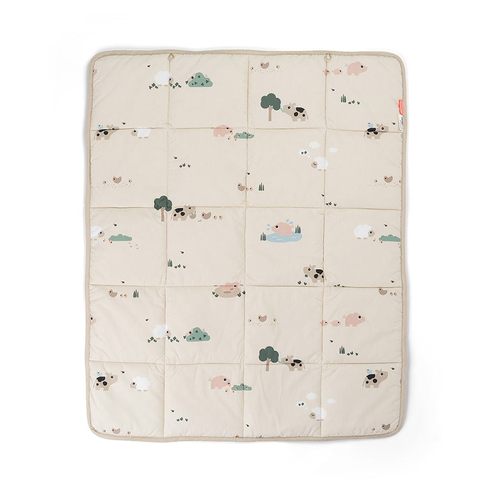 Done by Deer lekematte Tiny farm Sand