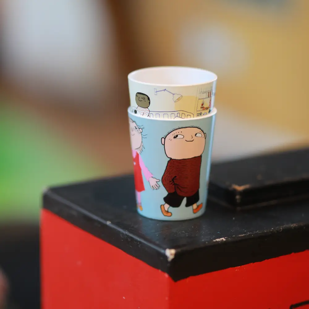 Rätt Start Alfons Åberg Tumbler-krus venner