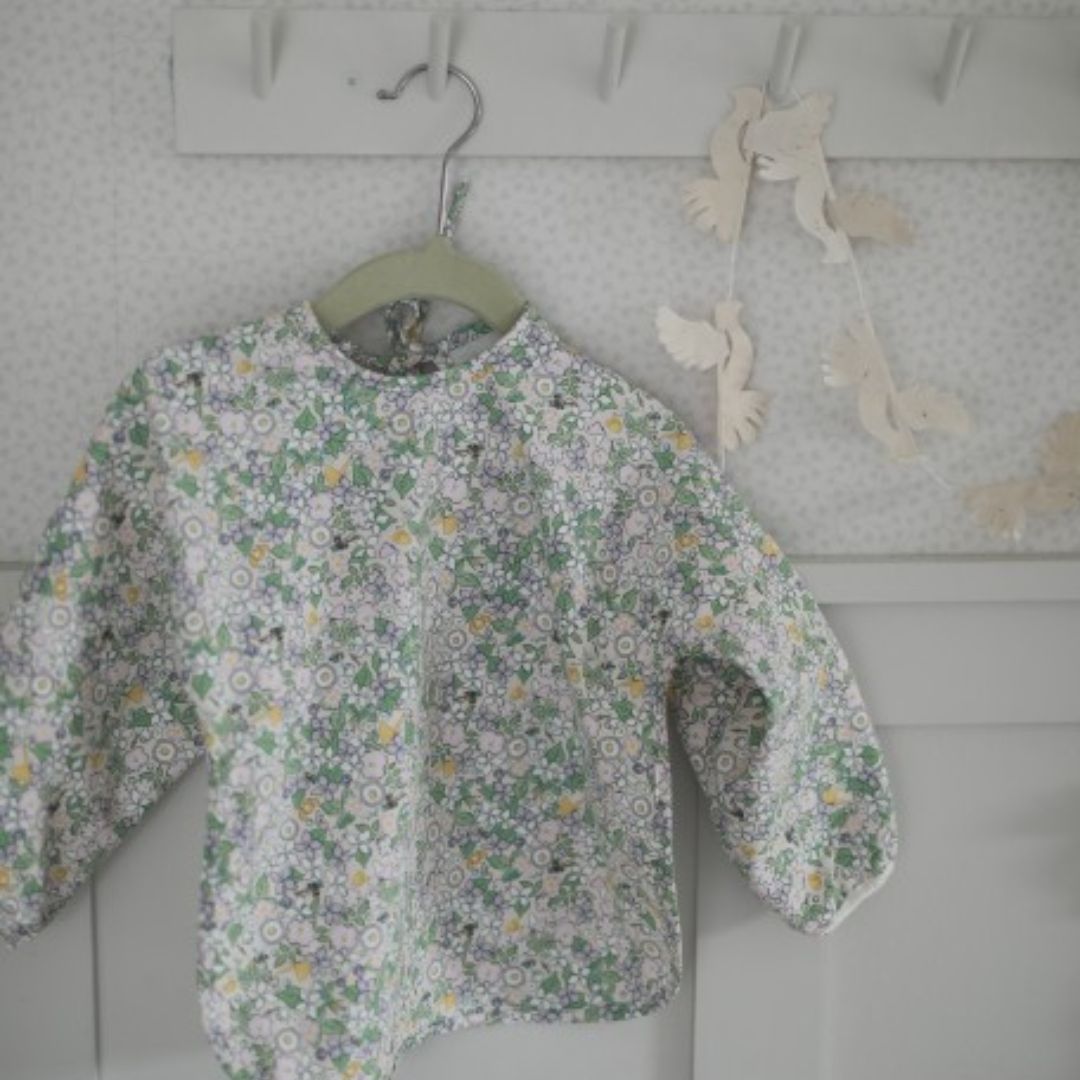 Rätt Start Beskow Flower Festival Bib med erme/apron