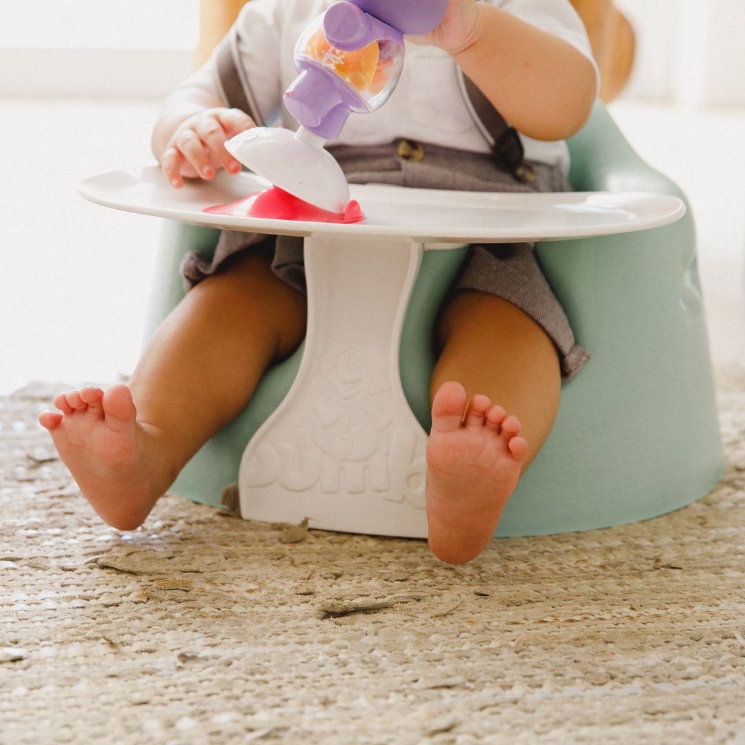 Bumbo babysitter gulvstol lekebrett