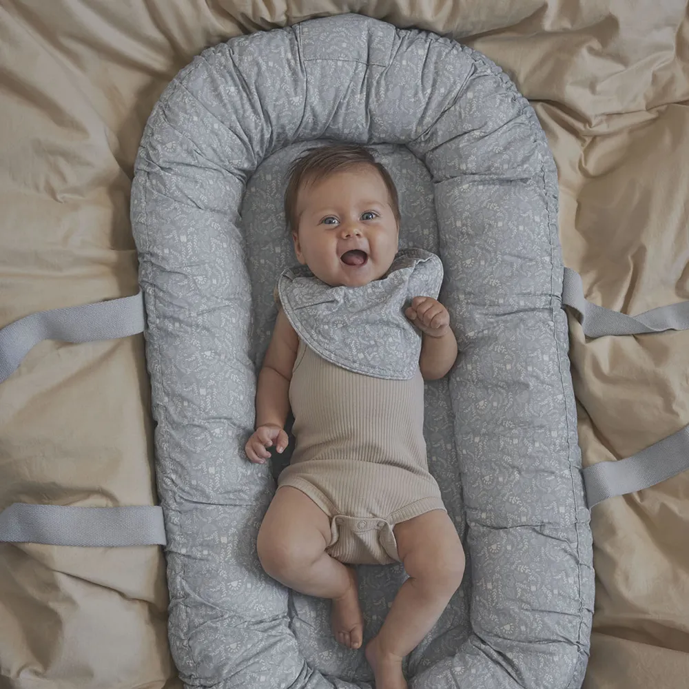 Elodie Baby Nest Monkey Soloppgang