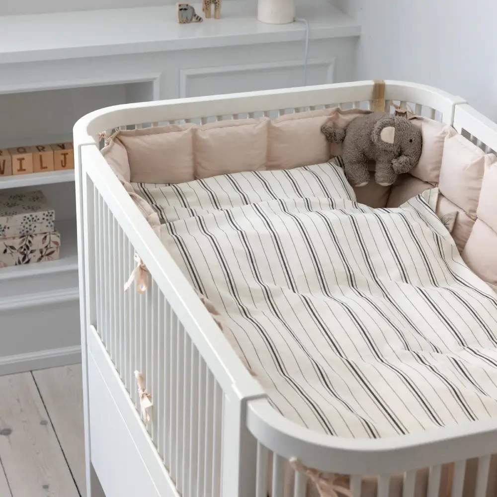 Sebra Dynetrekksett baby kremfarget stripete