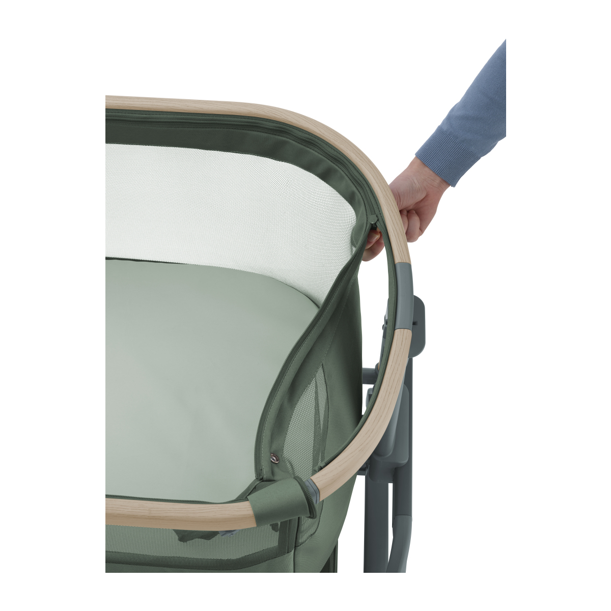 Maxi-Cosi Iora Air barneseng/reisebarneseng Beyond Green