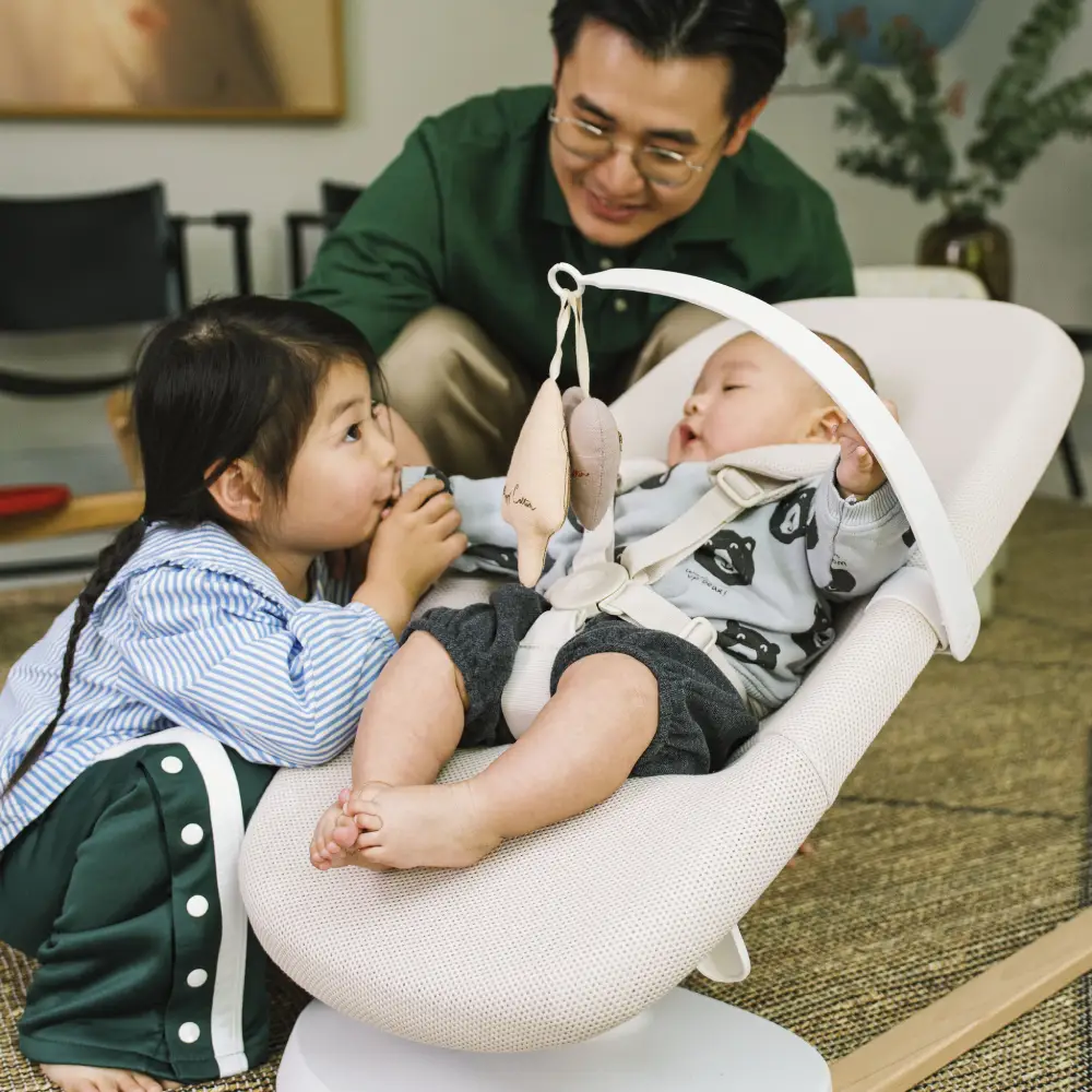 Stokke Babysitter Yoga Light Sand