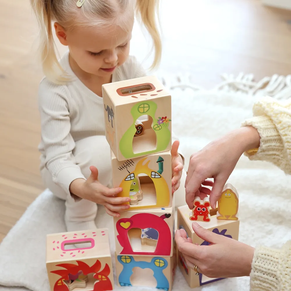 Babblerna figursett og trehus