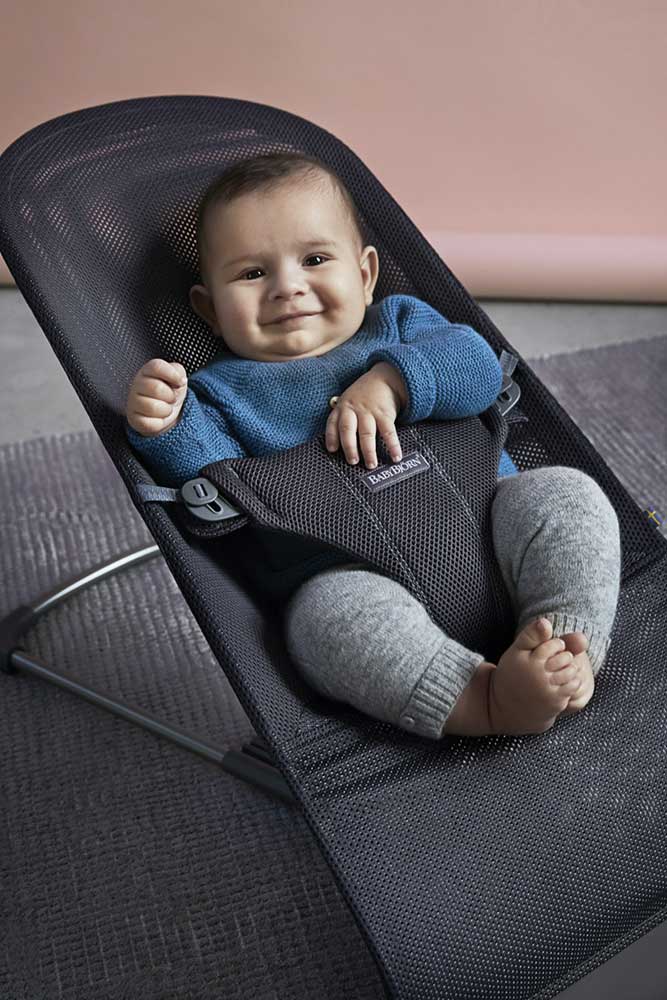Babybjörn Babysitter Bliss Mesh Antracittgrå