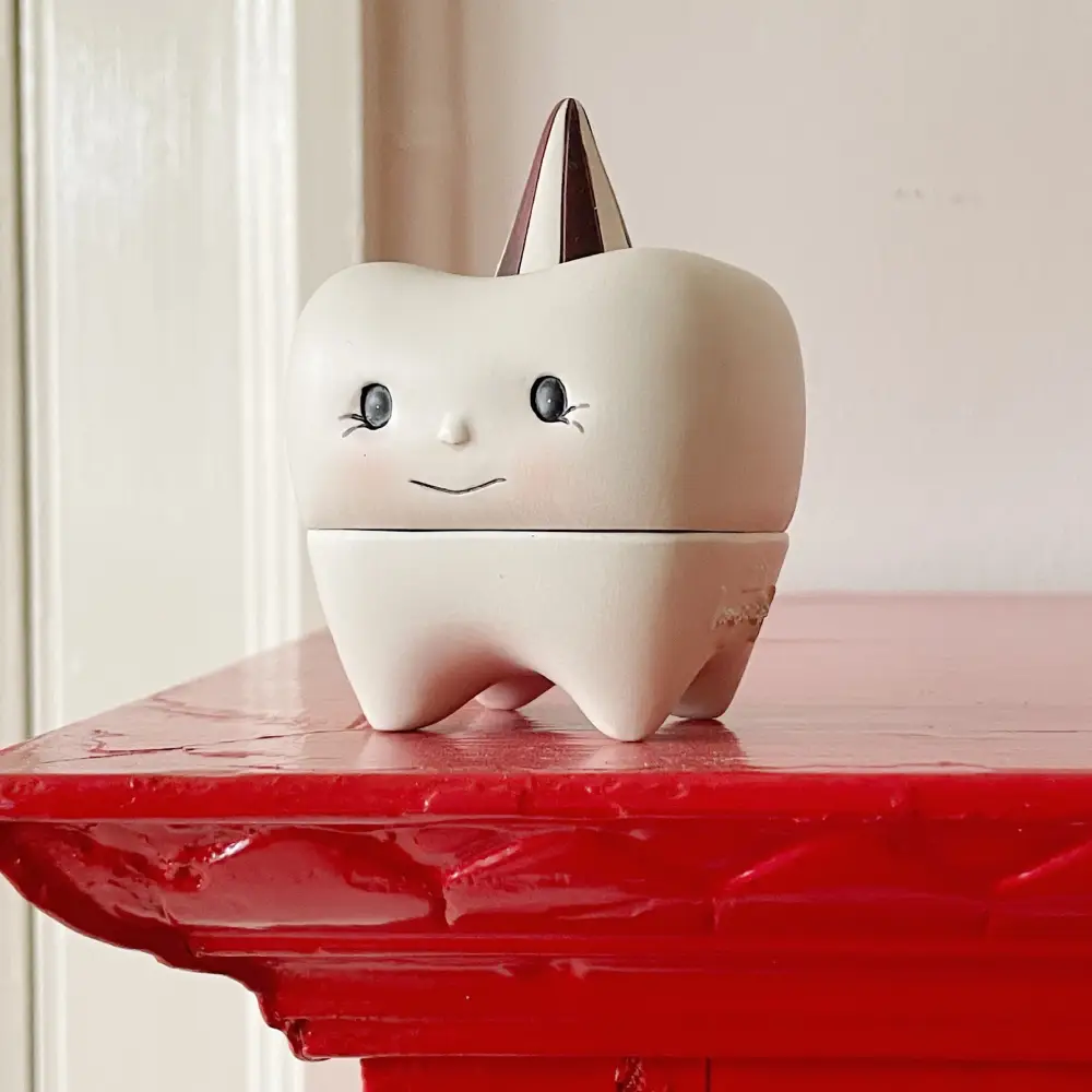 Konges Sløjd Tooth Box Off White-One Size