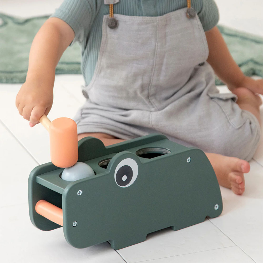 Utført av Deer bolt board Croco Green