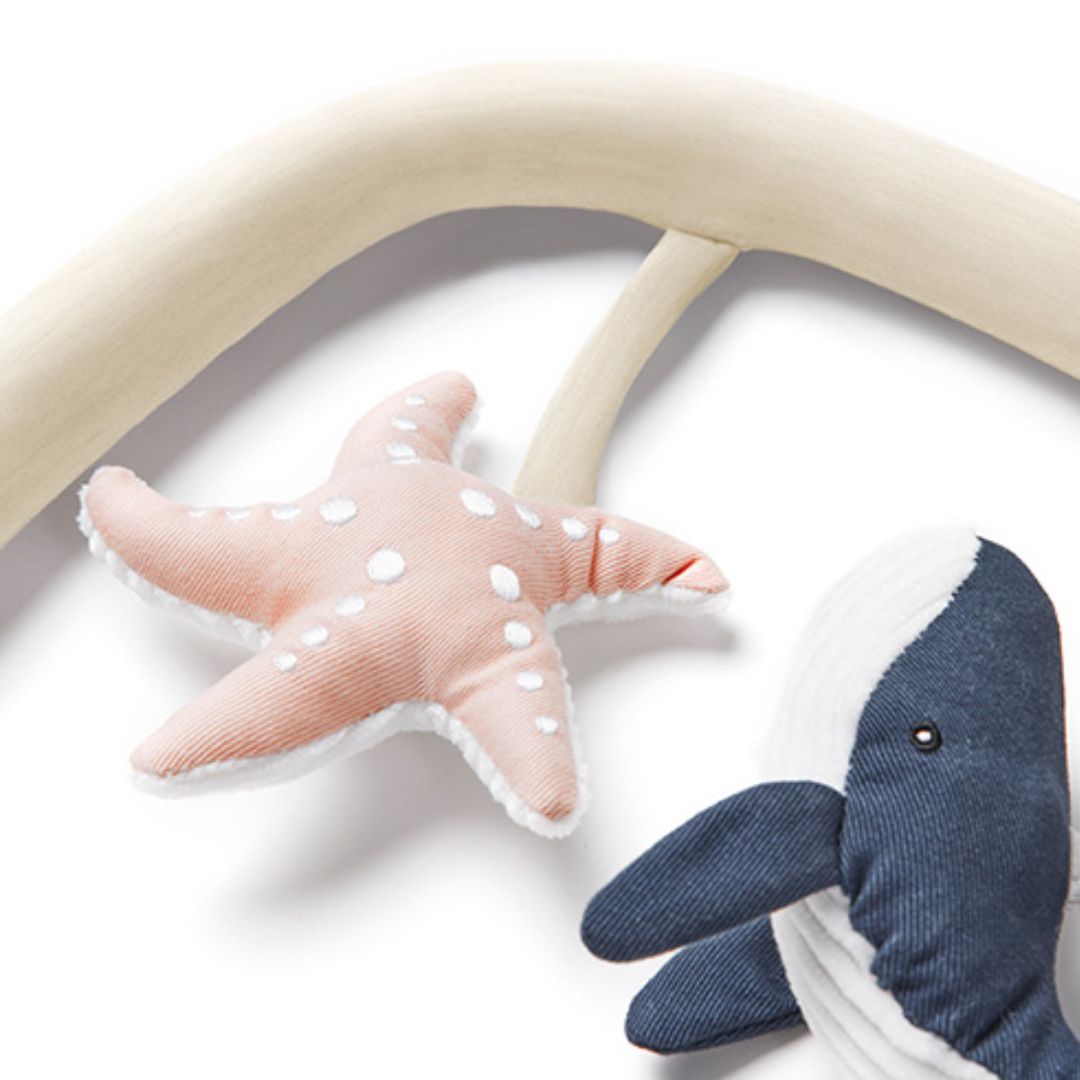 Ergobaby Evolve Babysitter lekegrind Ocean Wonders Cream