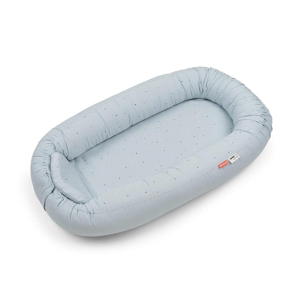 Done by Deer Koselig babynest Confetti Blue