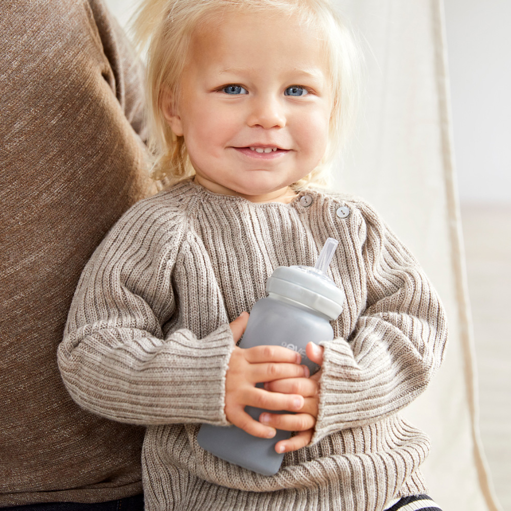 Everyday sugerørflaske Healthy + 240 ml - Quiet Gray