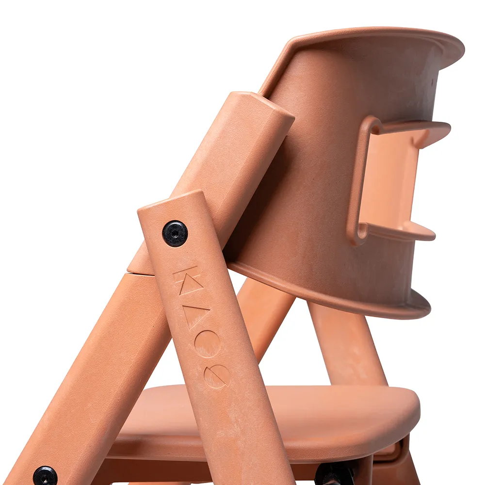 Kaos Klapp Høy stol av resirkulert plast Terracotta Pink