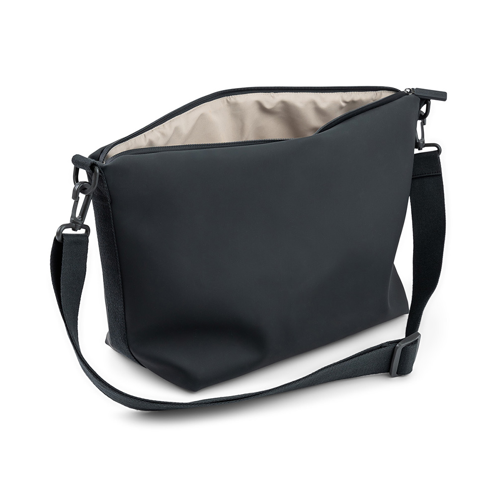 Done by Deer barnevogn bag sort