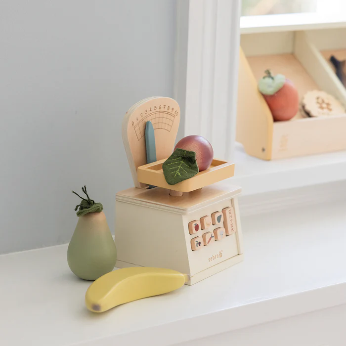 Sebra butikkvekt i tre