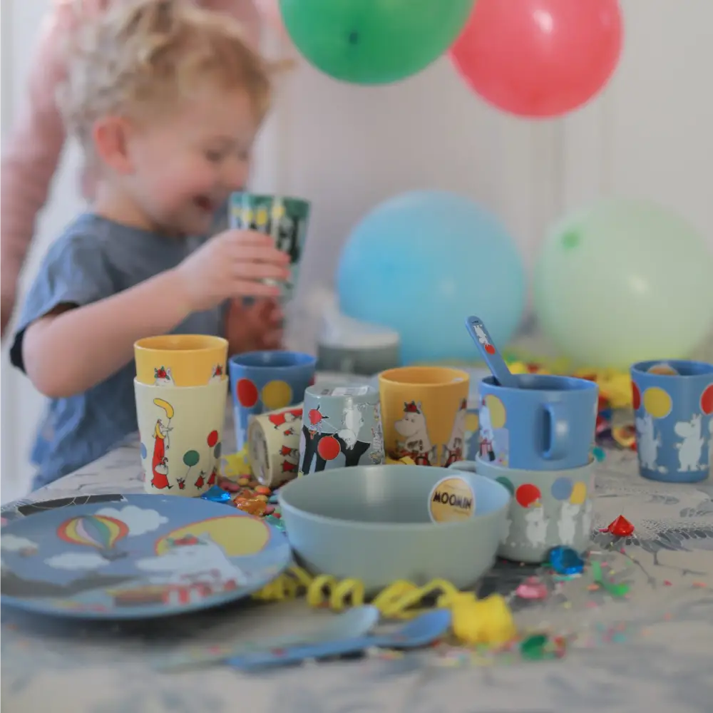 Rätt Start Mummi Festligheter Tumbler Krus Gul