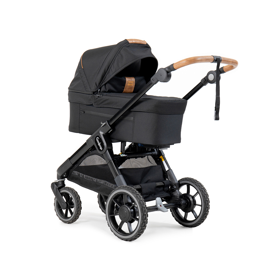 Emmaljunga SENTO MAX Flat helt i svart