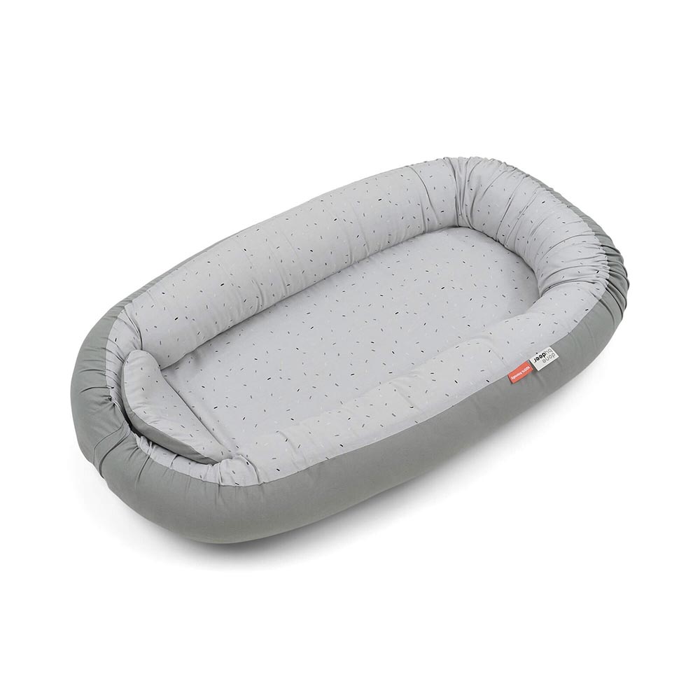 Done by Deer Koselig babynest Confetti Grey