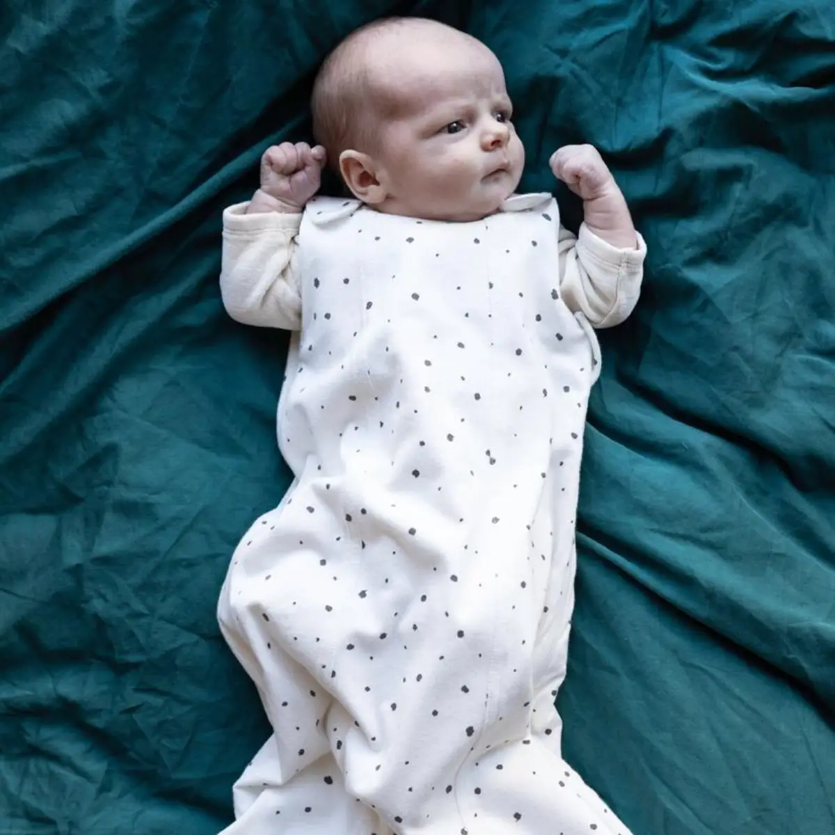 Najell sovepose – Dot White / 0–6 måneder