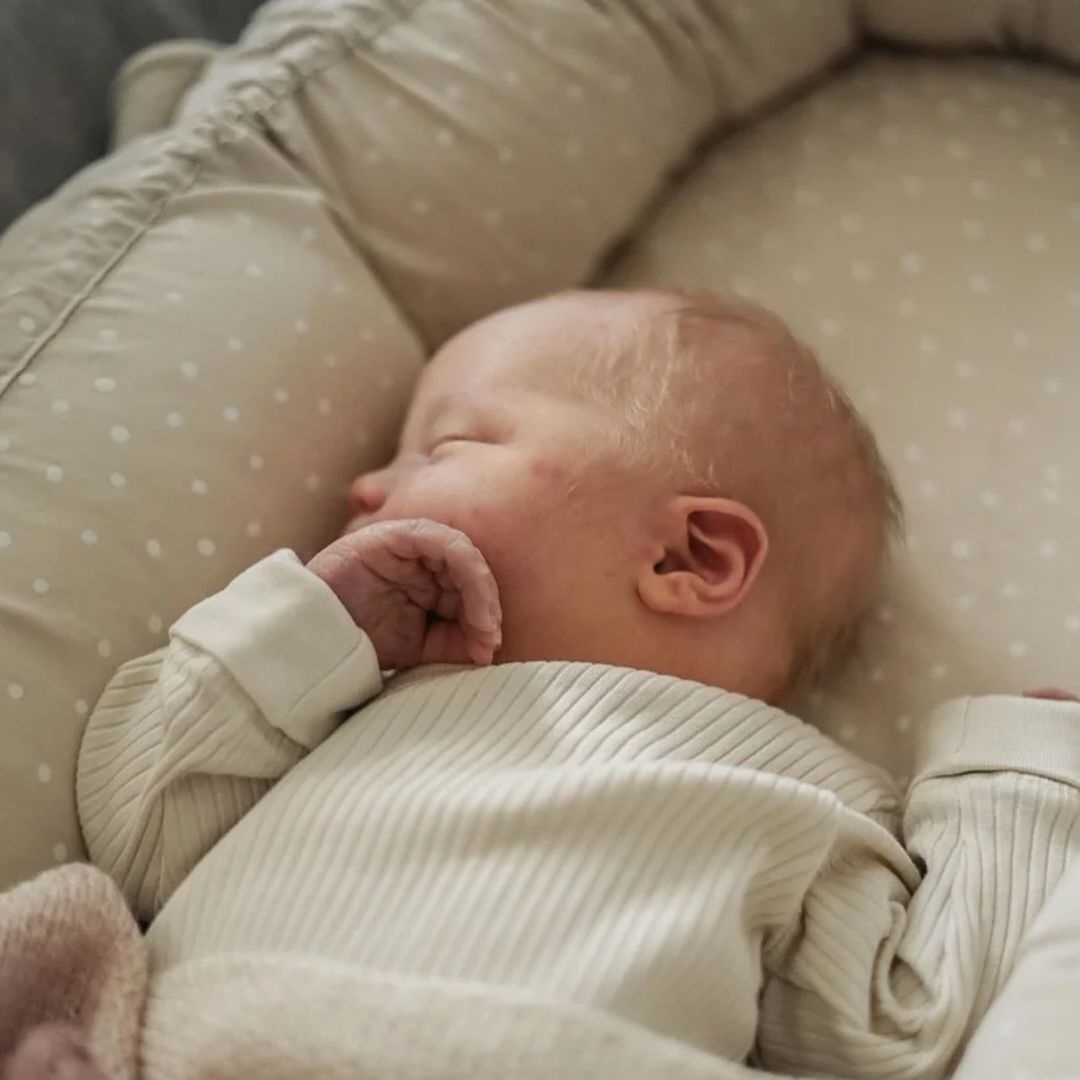 Liewood Gro babynest Confetti sand