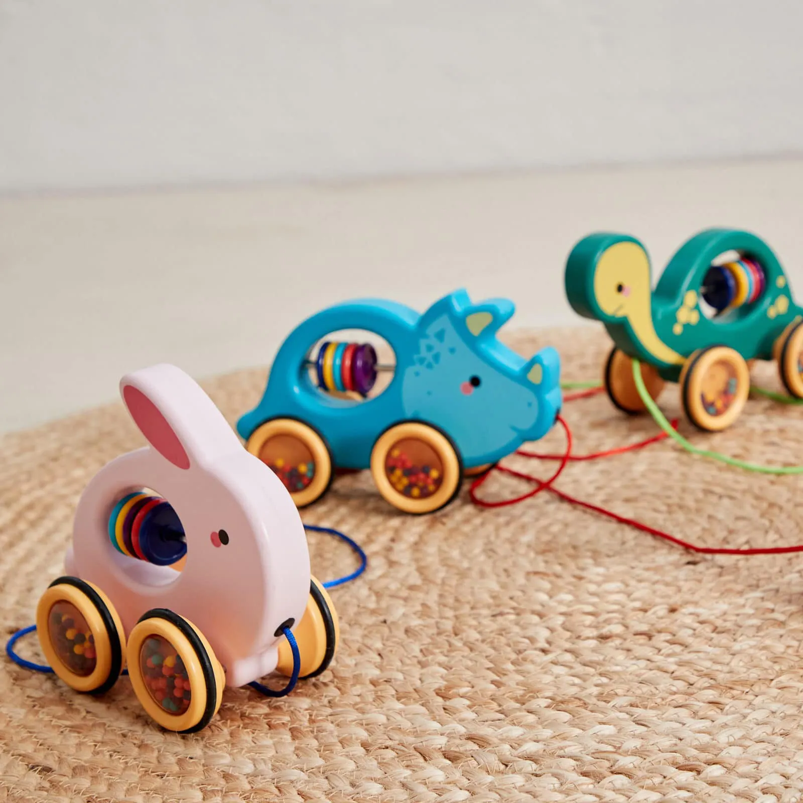 Scandinavian Baby pull leke kanin
