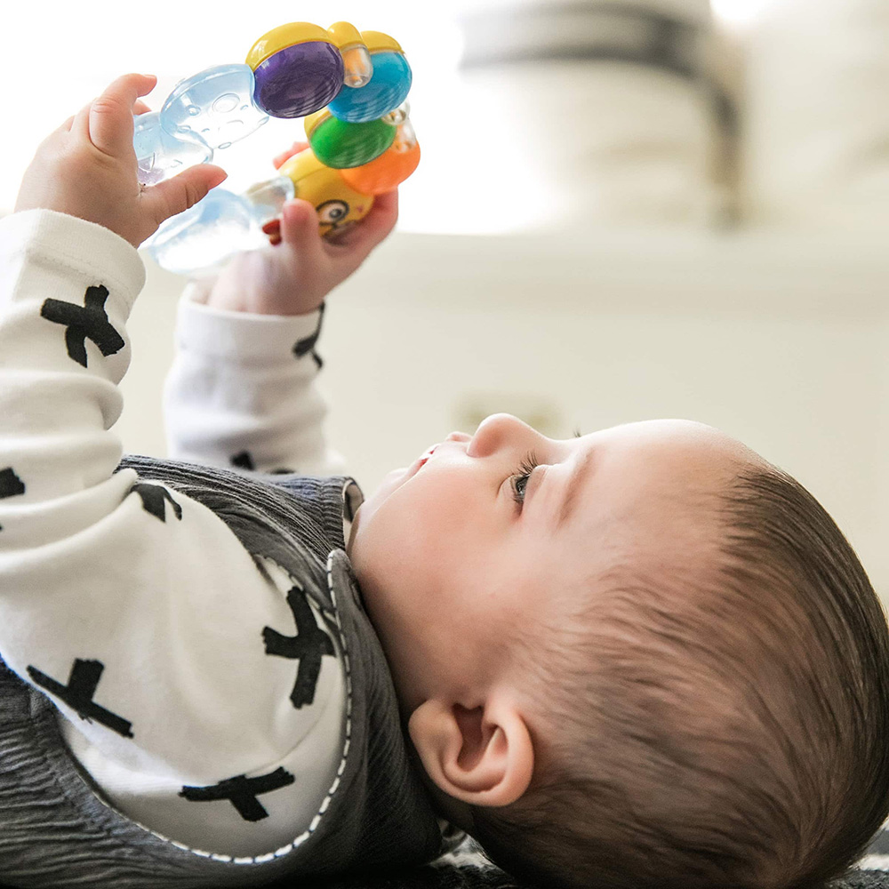 Baby Einstein bitering larve