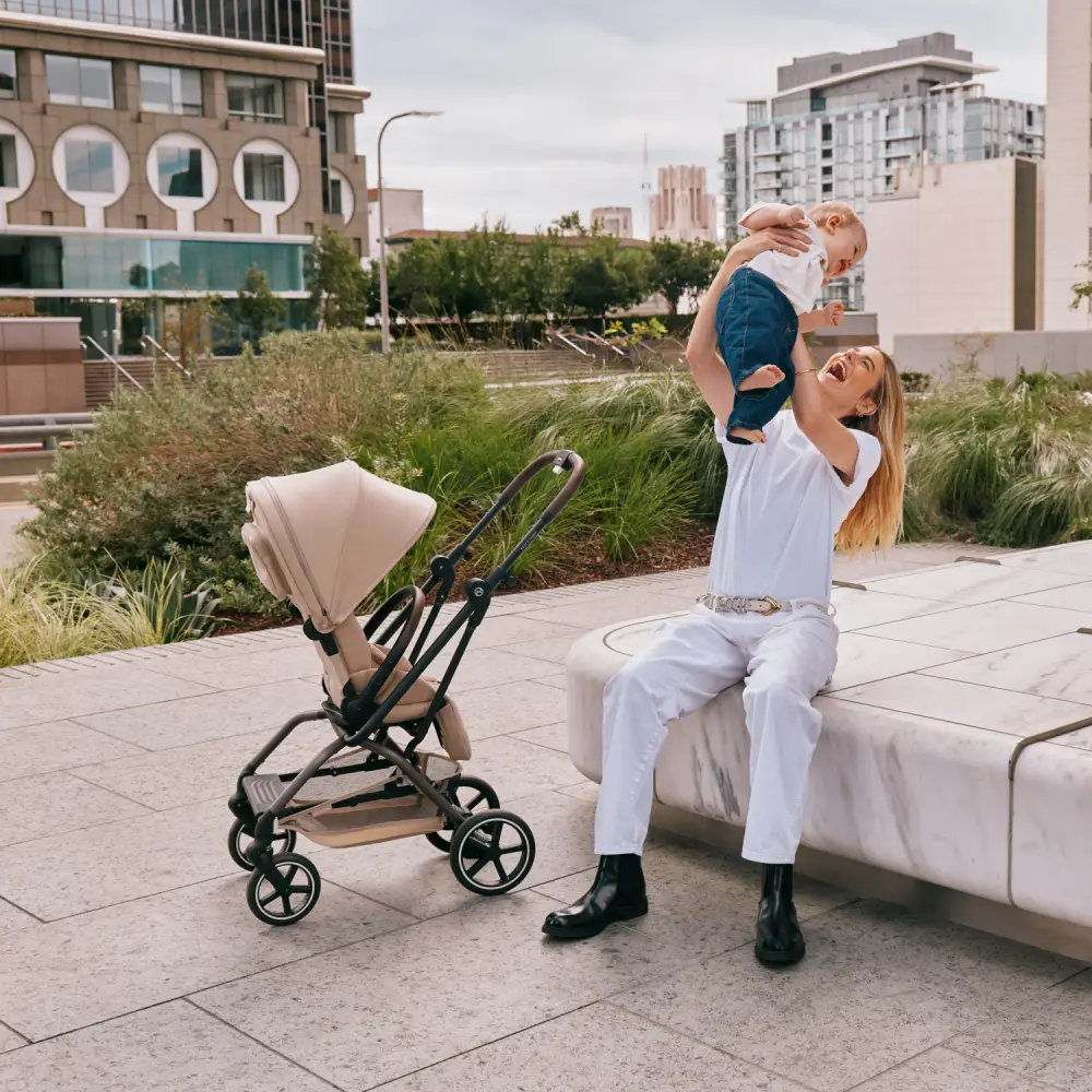  Cybex EEZY S TWIST Barnevogn + 2 TPE Mandelbeige