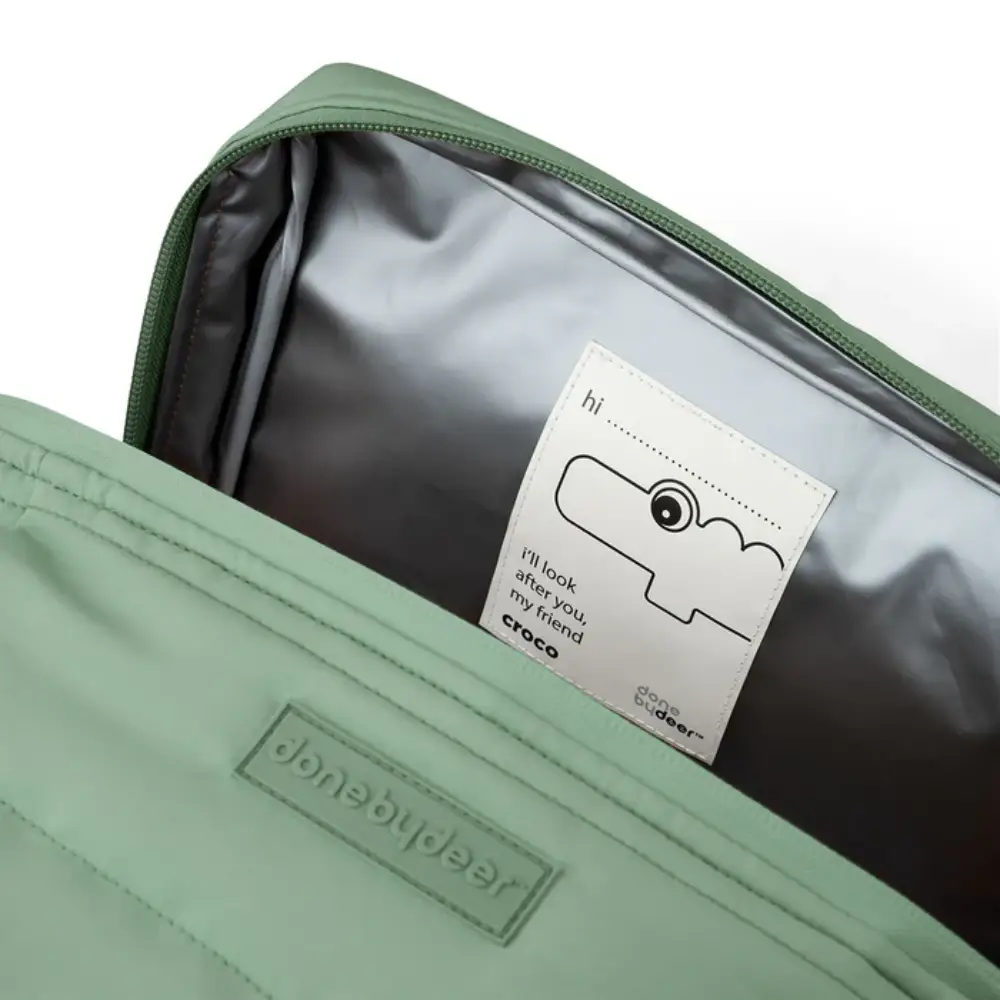  Done by Deer Vattert isolert veske Croco Green