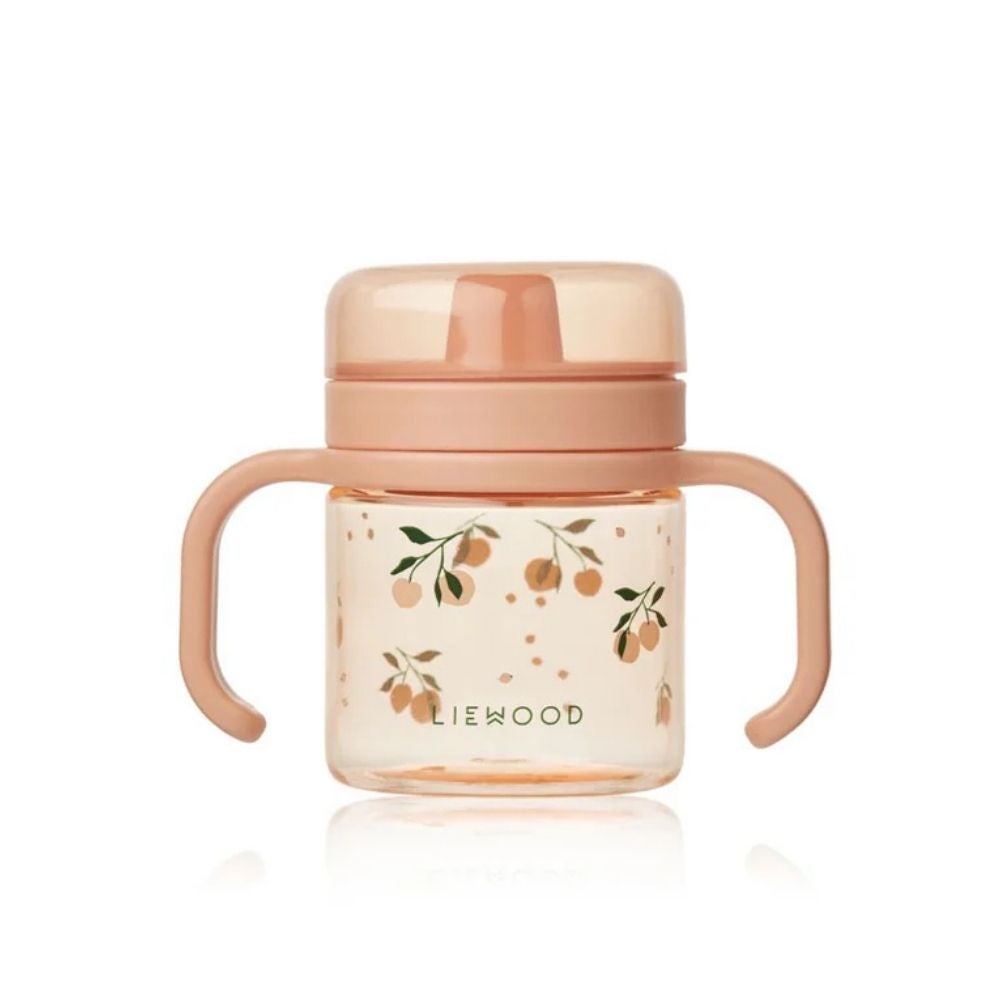 Liewood Kylo tutekopp i tritan 280 ml – Peach / Sea Shell