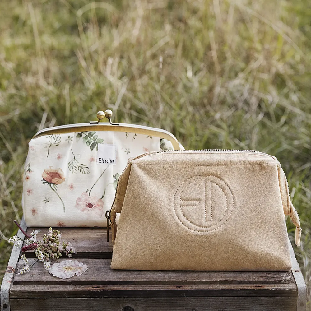 Elodie Zip&Go toalettmappe Alcantara