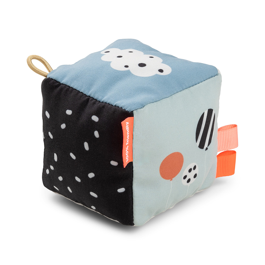 Utført av Deer baby cube contrast Happy clouds Fargemiks