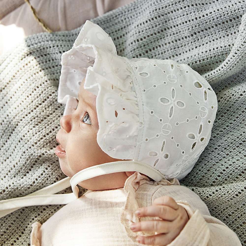 Elodie Baby Hat t Embroidery Anglaise 6-12m